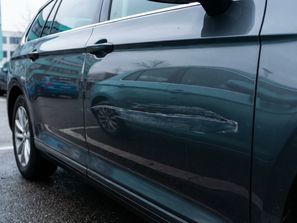 Parkschaden: Was tun wenn Ihr Auto beschädigt wurde?