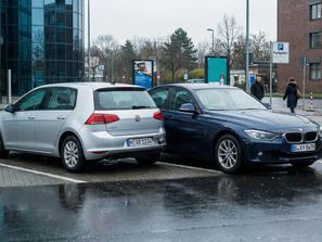 Unfall auf dem Parkplatz: Wer hat Schuld?